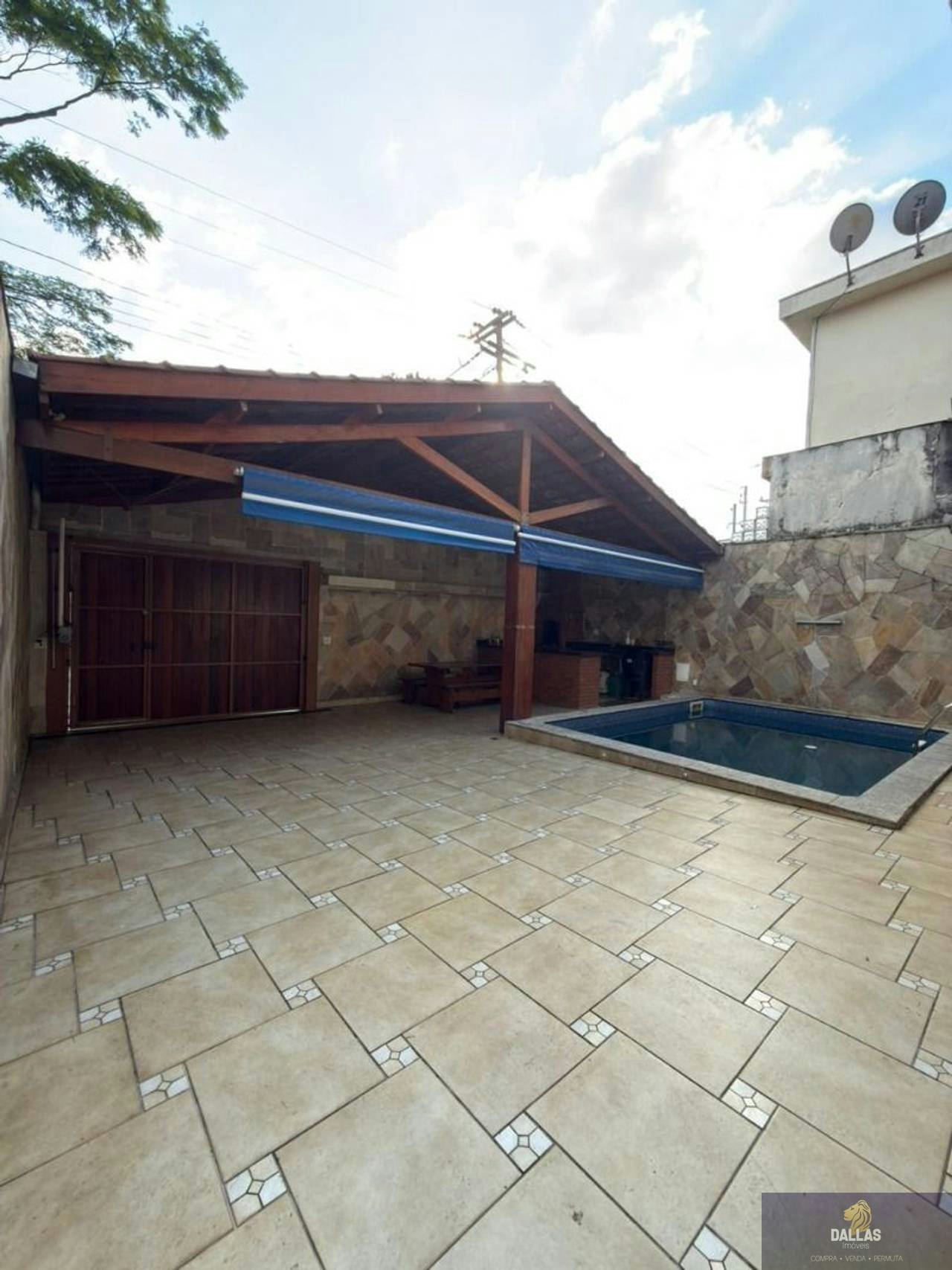 Casa em Jardim Avelino - 250m² | 4 dormitórios | 4 vagas - miniatura 5