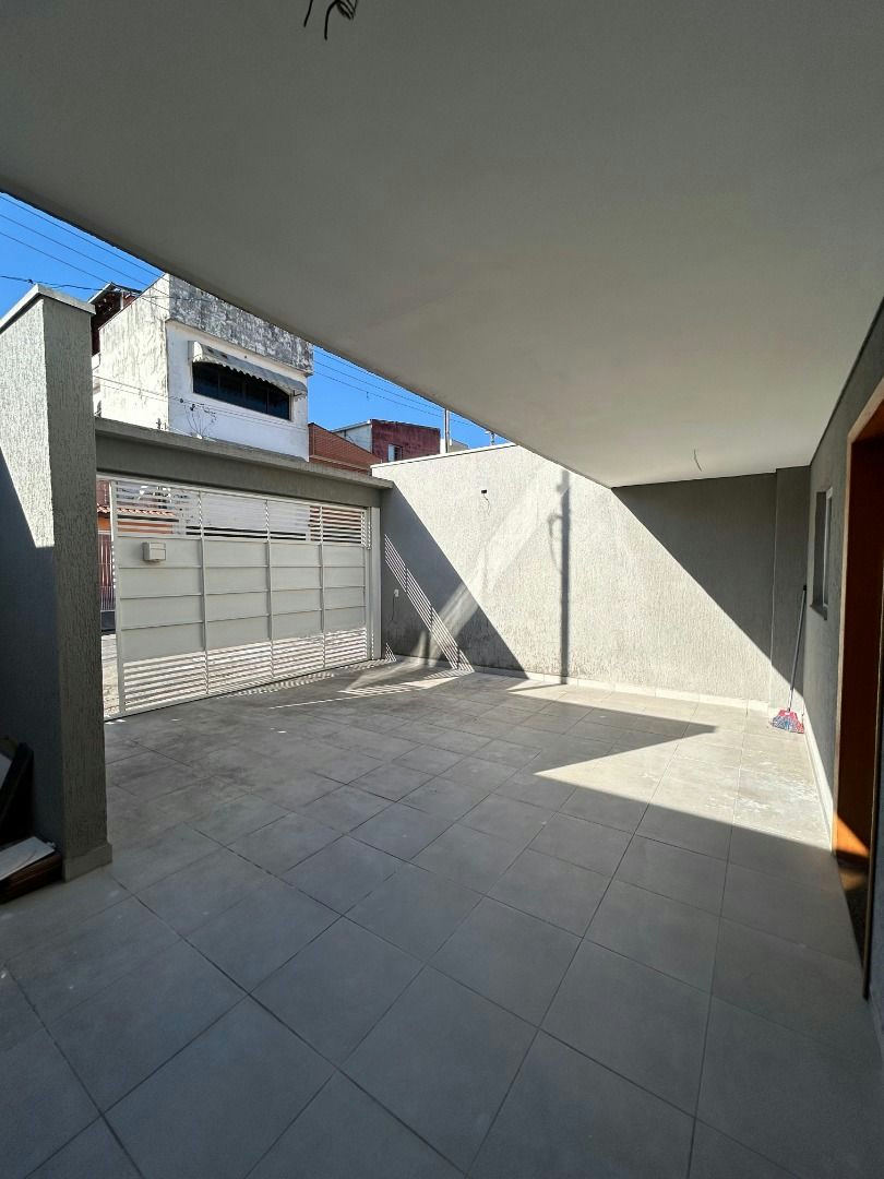 Sobrado em Vila Alpina - 100m² | 2 dormitórios | 4 vagas - miniatura 2
