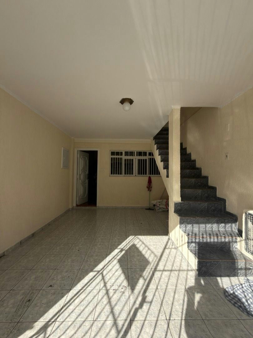 Sobrado em Vila Ema - 120m² | 4 dormitórios | 1 vaga - miniatura 3