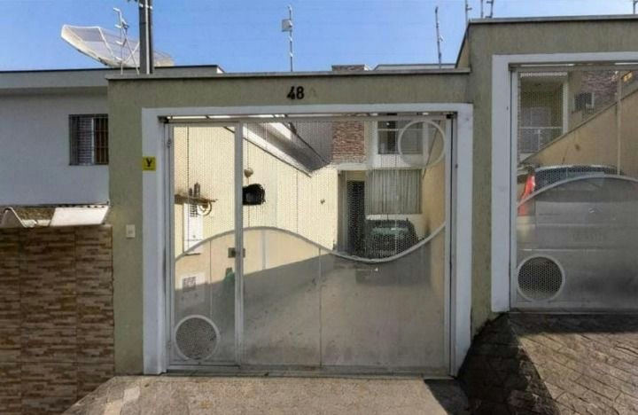 Sobrado em Parque São Lucas - 90m² | 2 dormitórios | 2 vagas