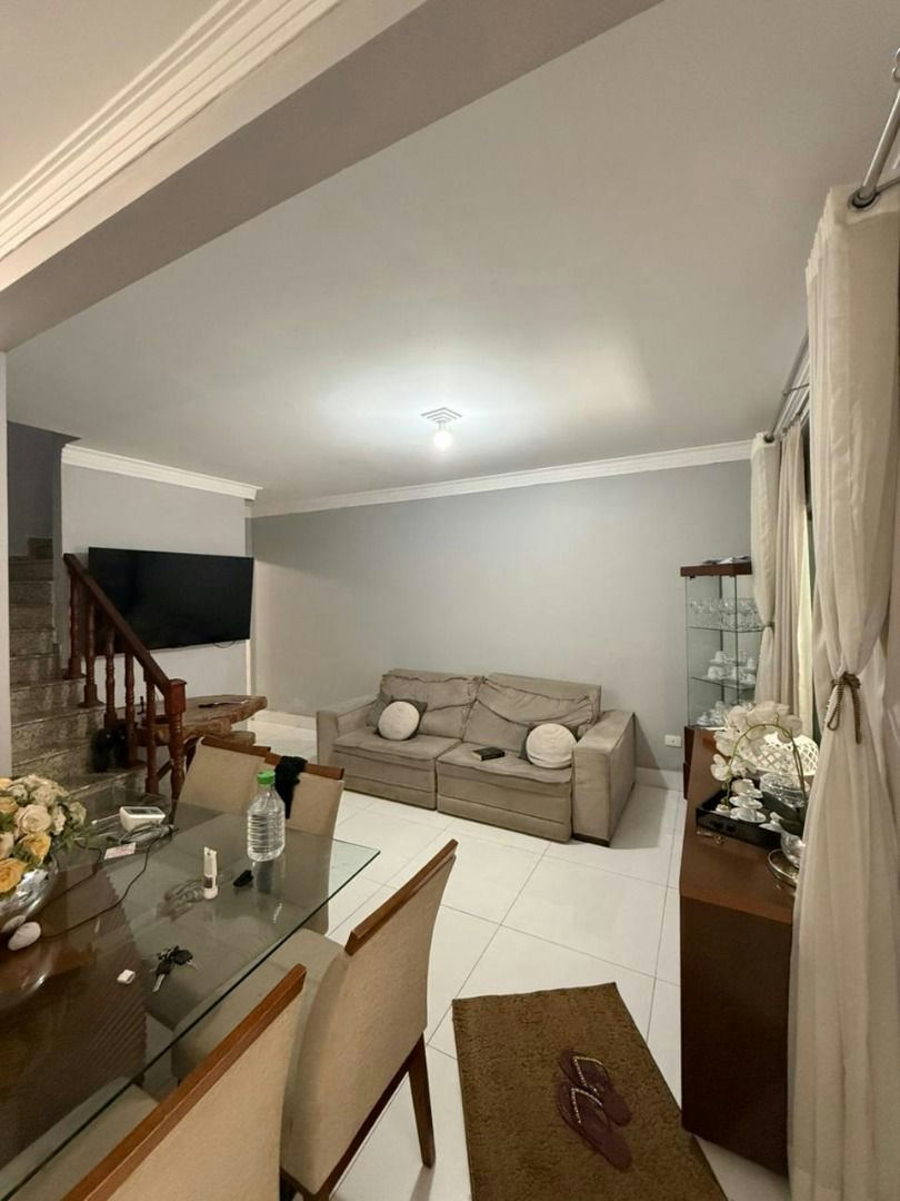 Sobrado em Vila Califórnia - 170m² | 2 dormitórios | 2 vagas - miniatura 3
