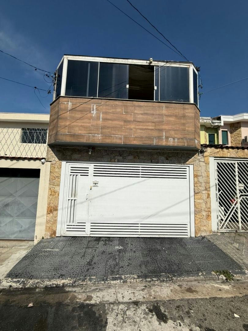 Sobrado em Vila Califórnia - 170m² | 2 dormitórios | 2 vagas