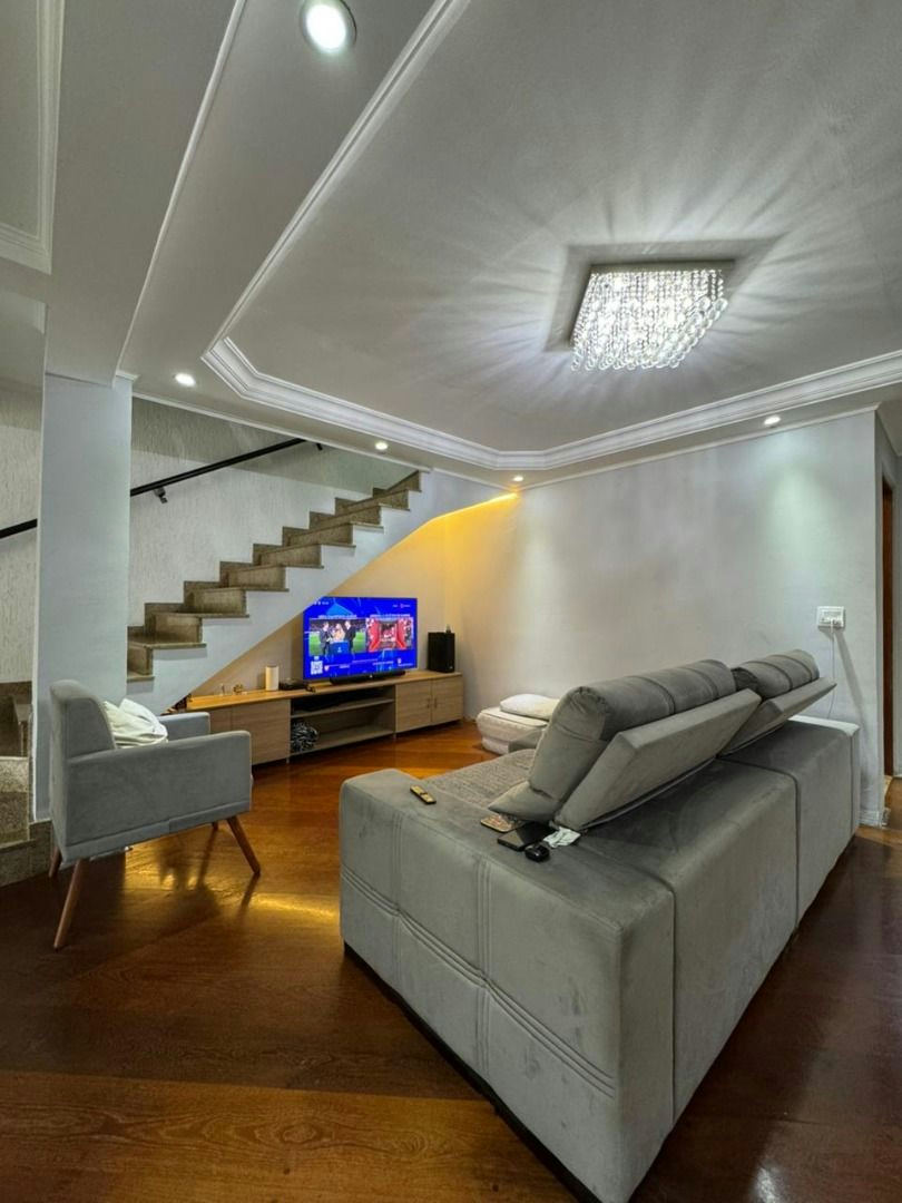 Sobrado em Jardim Ângela (Zona Leste) - 240m² | 3 dormitórios | 2 vagas - miniatura 4