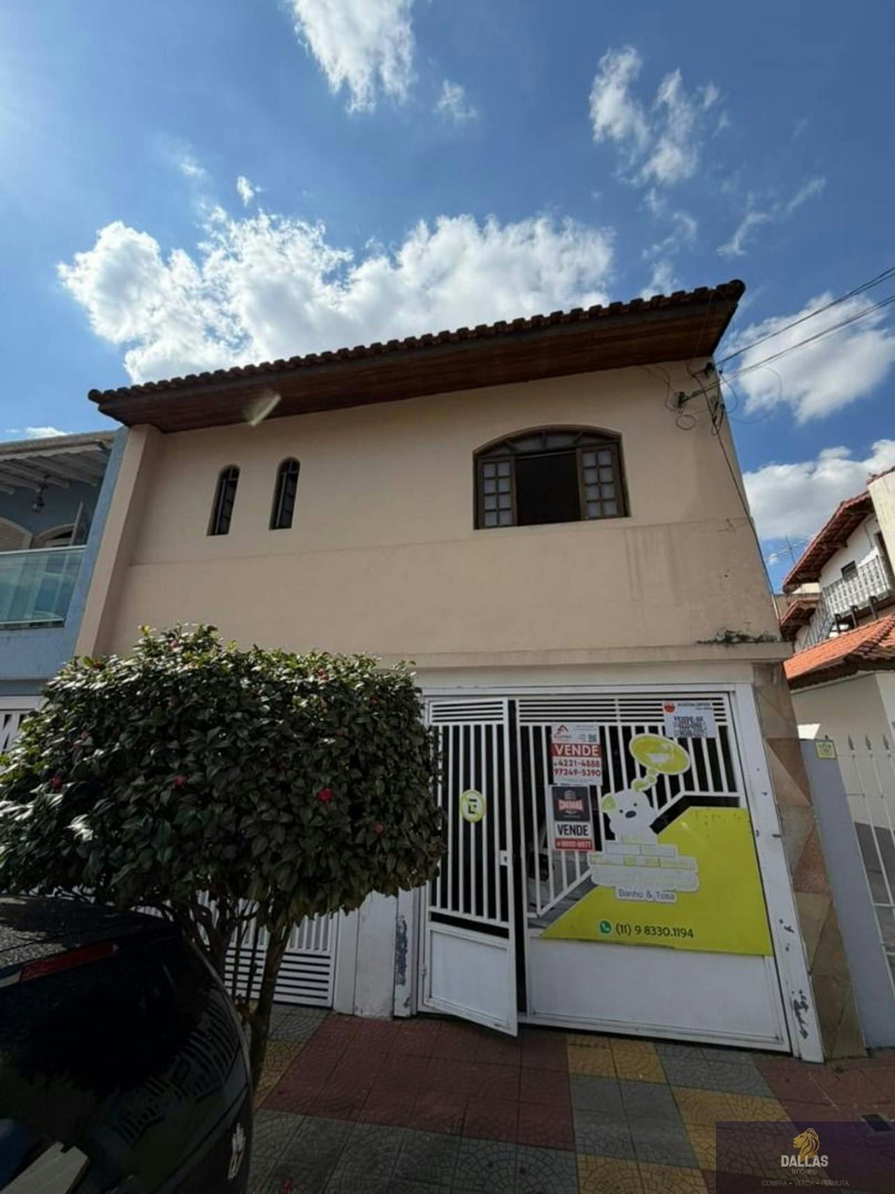 Sobrado em São José - 175m² | 4 dormitórios | 2 vagas