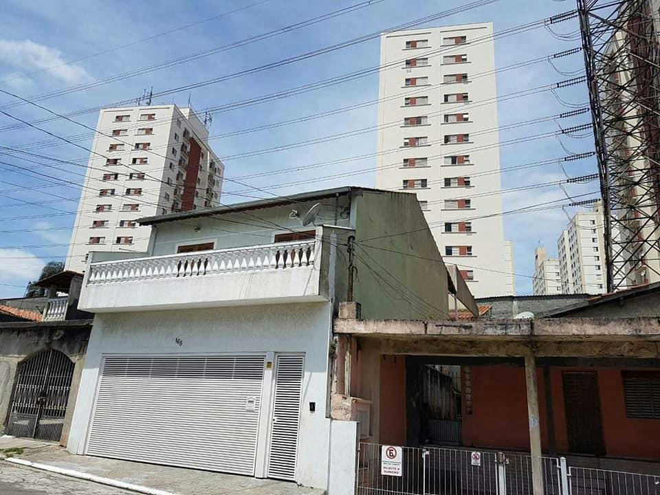 Sobrado em Vila Cleonice - 250m² | 4 dormitórios | 3 vagas - miniatura 2
