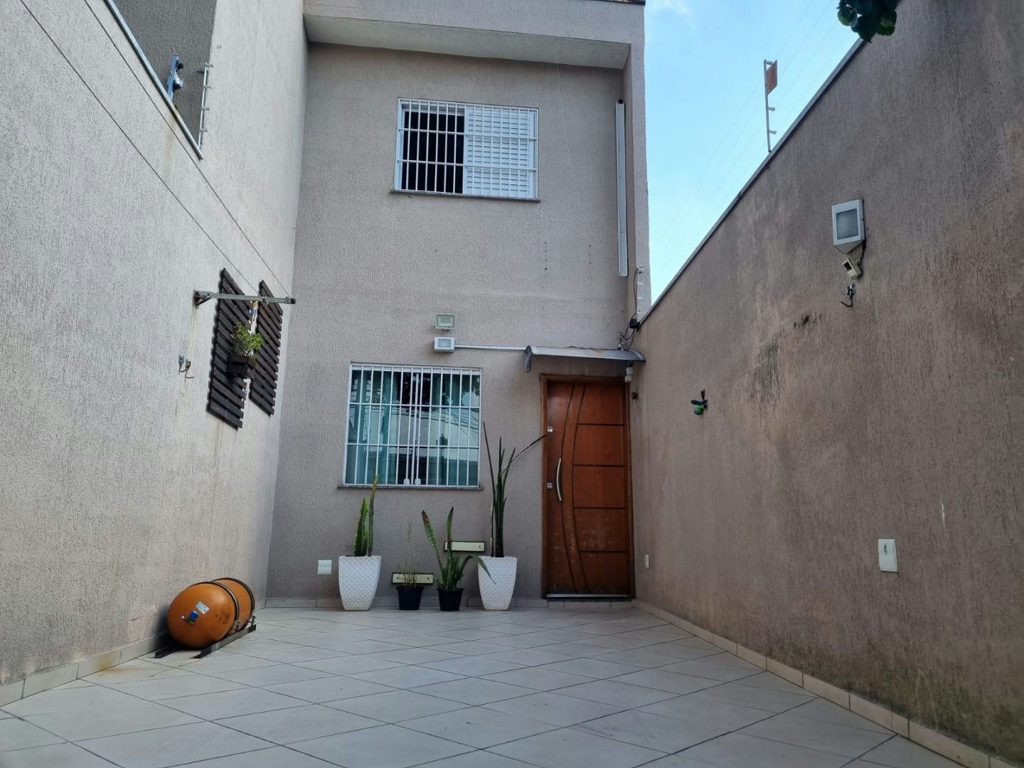 Sobrado em Vila Ivone - 79m² | 2 dormitórios | 2 vagas - miniatura 2