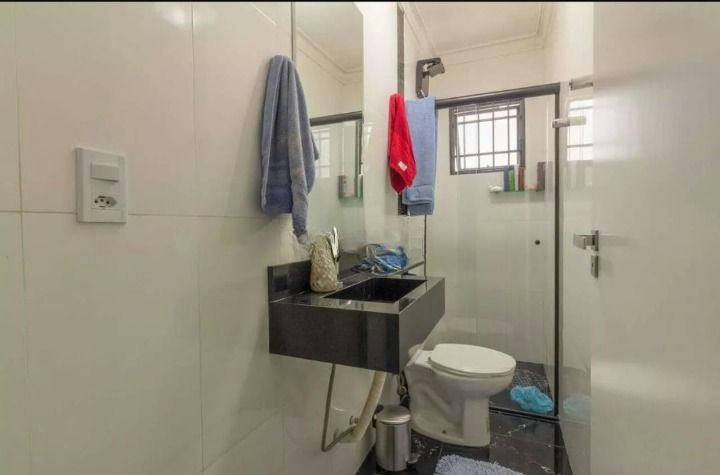 Sobrado em Utinga - 210m² | 3 dormitórios | 3 vagas - miniatura 4