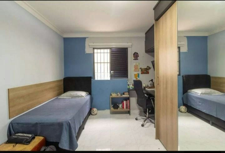 Sobrado em Utinga - 210m² | 3 dormitórios | 3 vagas - miniatura 5