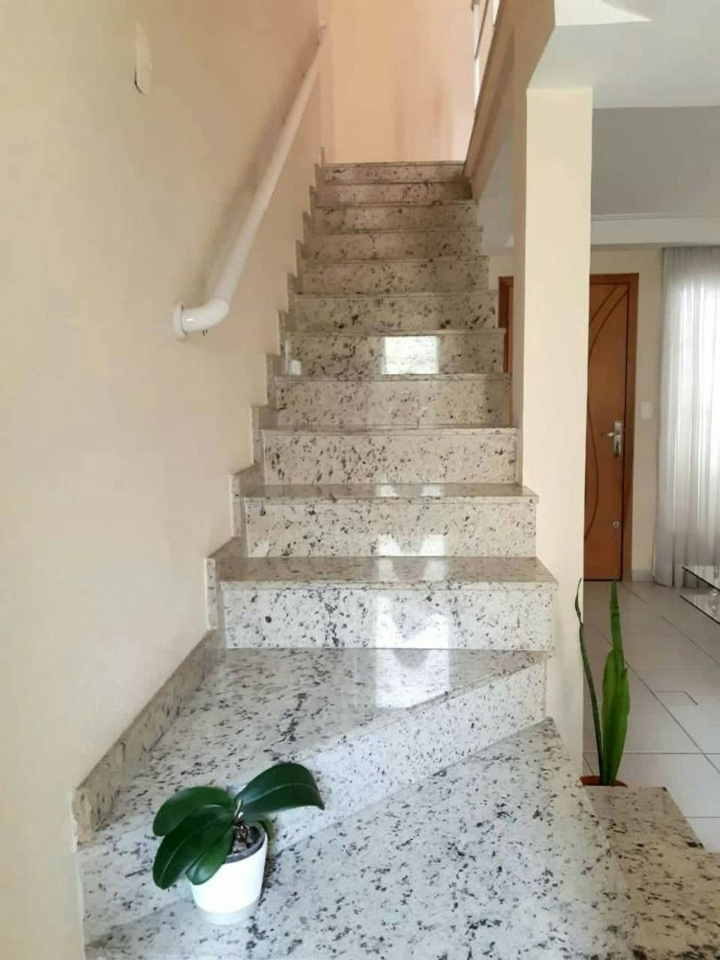 Sobrado em Vila Gomes Cardim - 120m² | 3 dormitórios | 2 vagas - miniatura 3