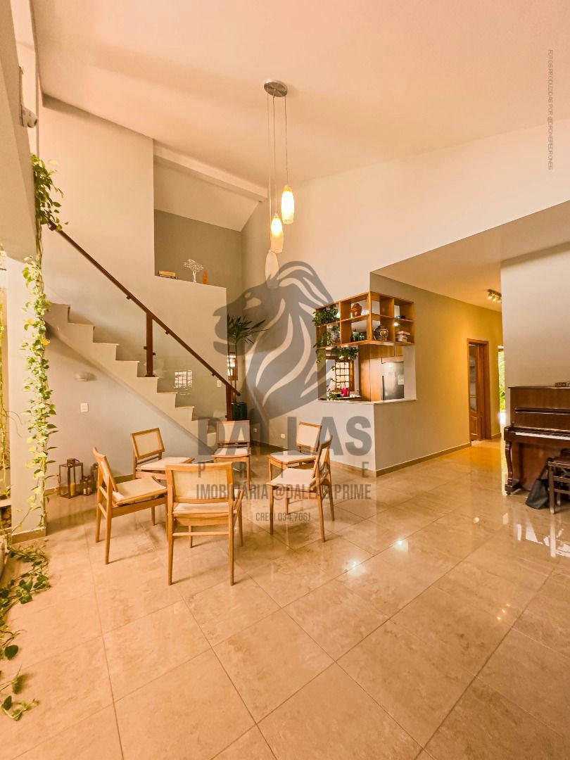 Casa em Bosque da Saúde - 325m² | 3 dormitórios | 4 vagas - miniatura 4
