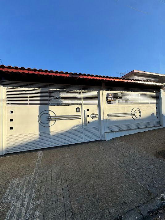 Casa em Jardim Vila Formosa - 250m² | 3 dormitórios | 6 vagas - miniatura 3