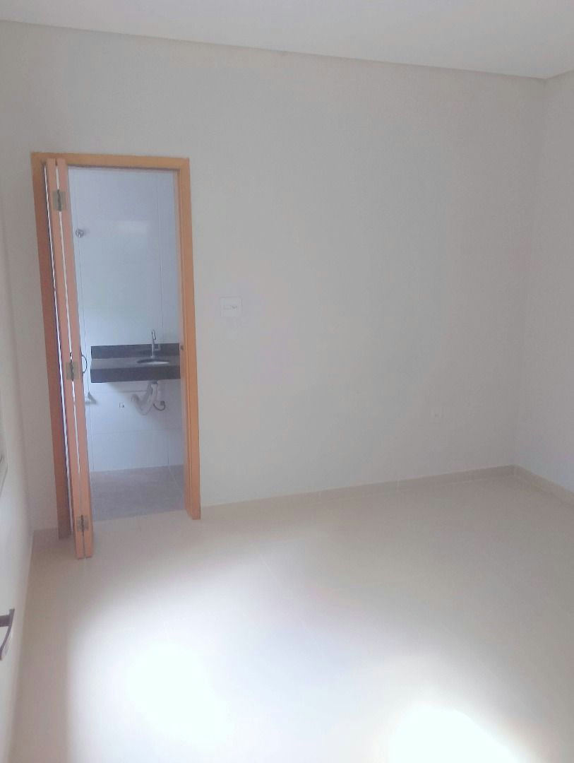 Casa em Vila Alpina - 250m² | 3 dormitórios | 3 vagas - miniatura 5