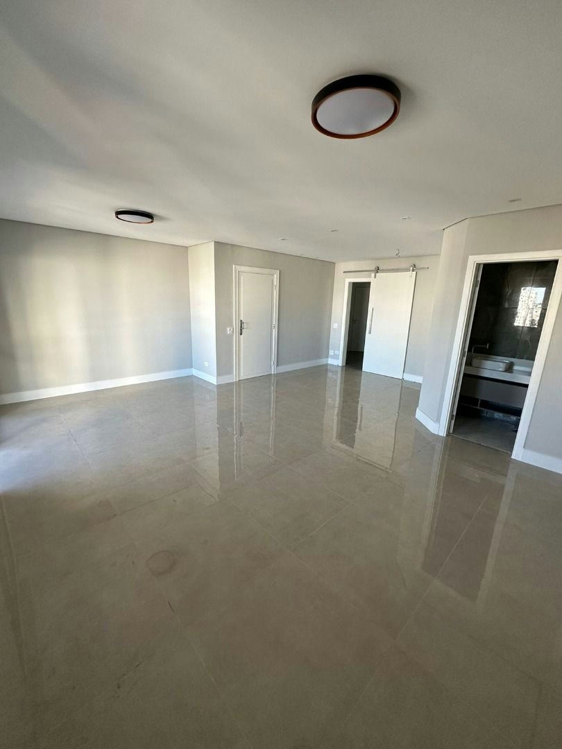 Apartamento em Vila Regente Feijó - 125m² | 3 dormitórios | 3 vagas - miniatura 2