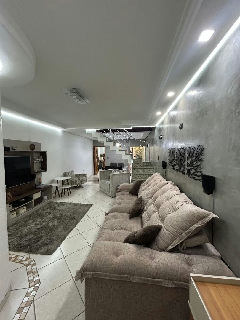 Sobrado em Vila Bela - 185m² | 3 dormitórios | 4 vagas - miniatura 4