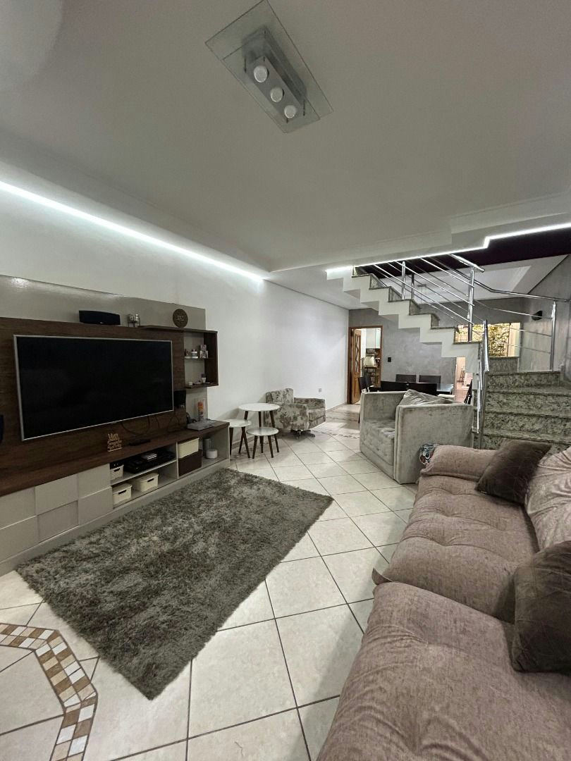Sobrado em Vila Bela - 185m² | 3 dormitórios | 4 vagas - miniatura 5