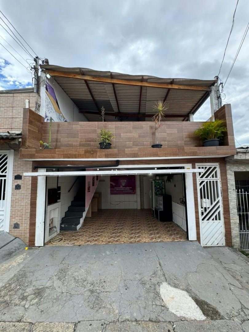 Casa em Parque São Lucas - 153m² | 3 dormitórios | 2 vagas