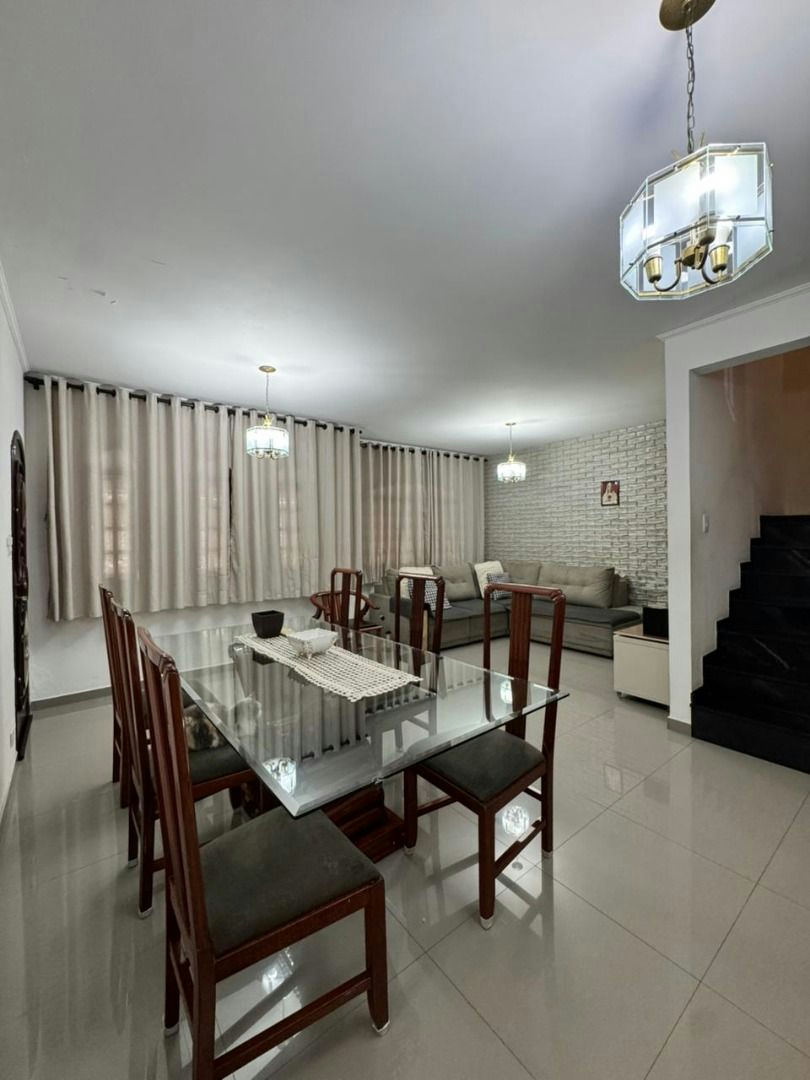 Sobrado em Vila Nova Pauliceia - 204m² | 3 dormitórios | 3 vagas - miniatura 4
