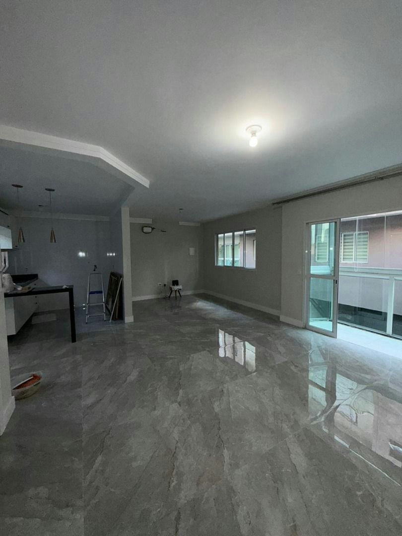 Sobrado em Vila Invernada - 170m² | 3 dormitórios | 3 vagas