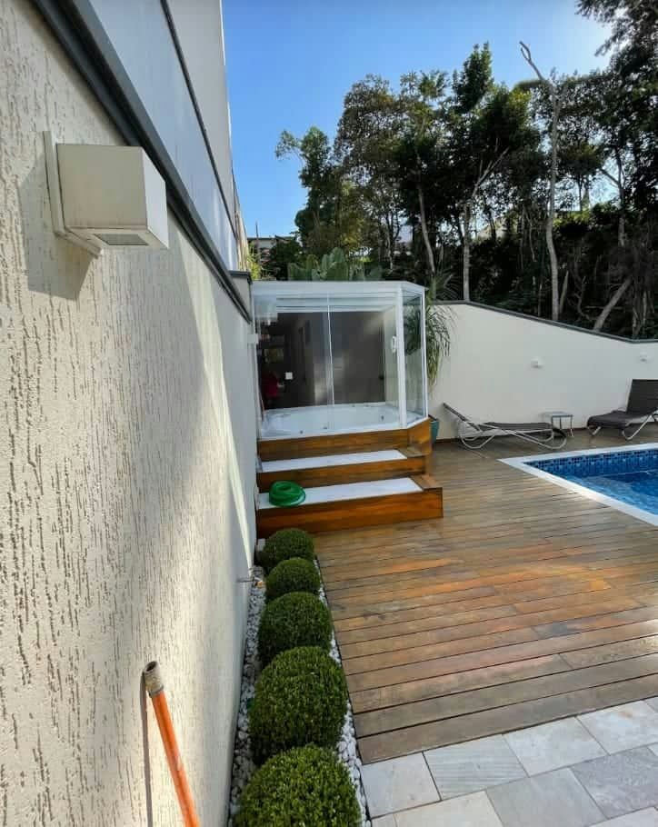Sobrado em Parque Residencial Itapeti - 400m² | 4 dormitórios | 6 vagas - miniatura 5
