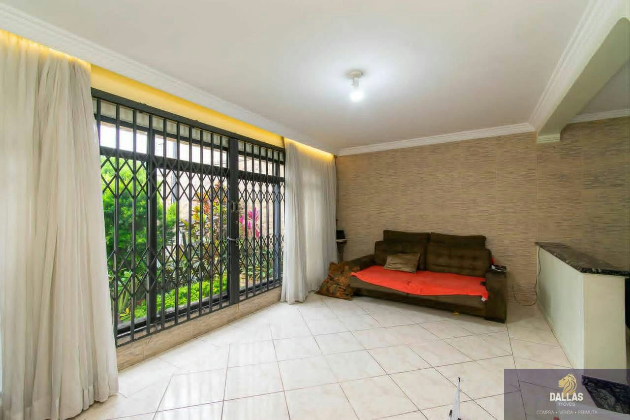 Sobrado em Vila Alpina - 190m² | 5 dormitórios | 5 vagas - miniatura 4