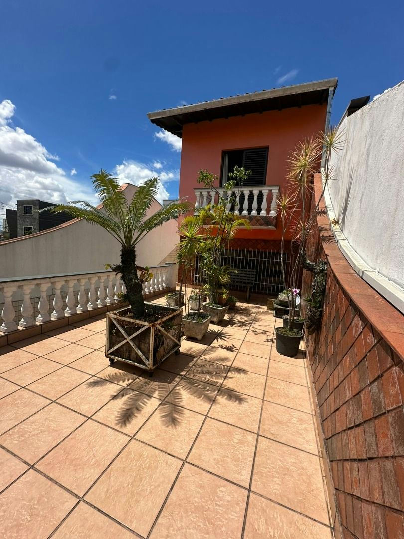 Sobrado em Vila Ema - 179m² | 3 dormitórios | 2 vagas - miniatura 3