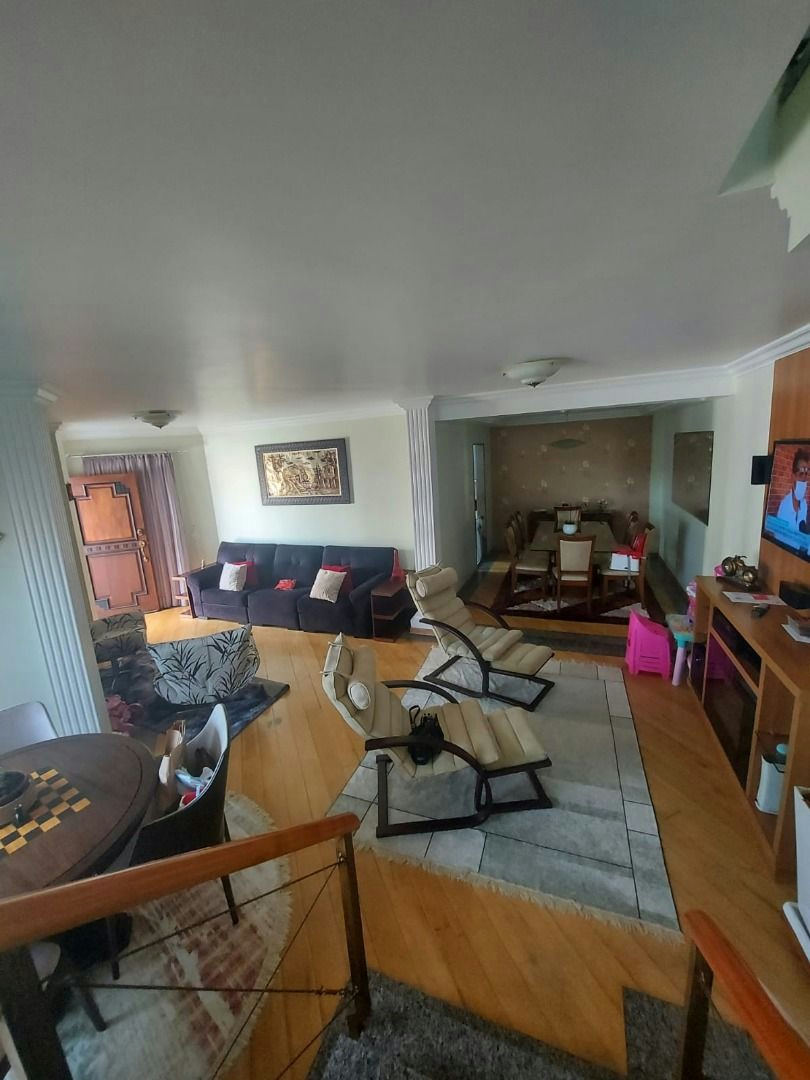 Sobrado em Vila Prudente (Zona Leste) - 229m² | 3 dormitórios | 4 vagas - miniatura 3