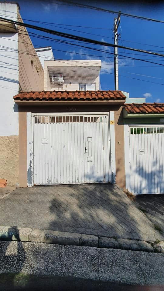 Sobrado em Cidade Continental - 140m² | 4 dormitórios | 3 vagas