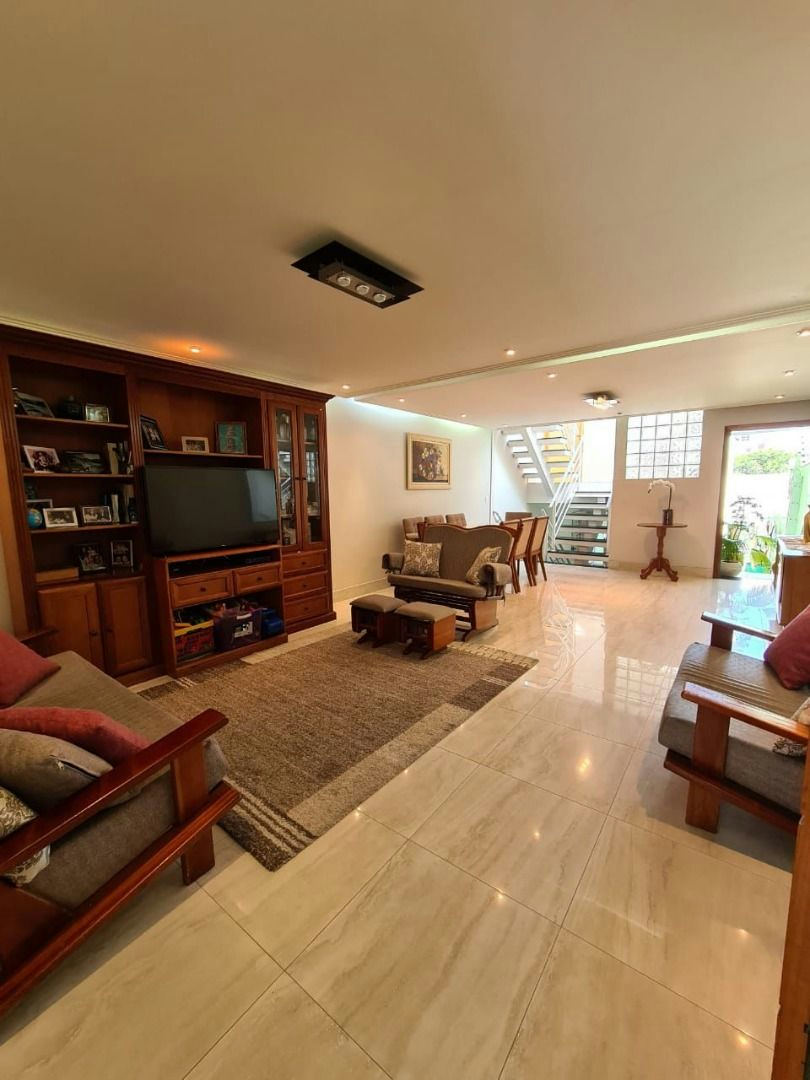 Sobrado em Jardim Maria Estela - 133m² | 3 dormitórios | 2 vagas - miniatura 3