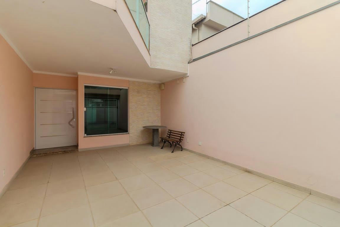 Sobrado em Vila Darli - 120m² | 2 dormitórios | 2 vagas - miniatura 2
