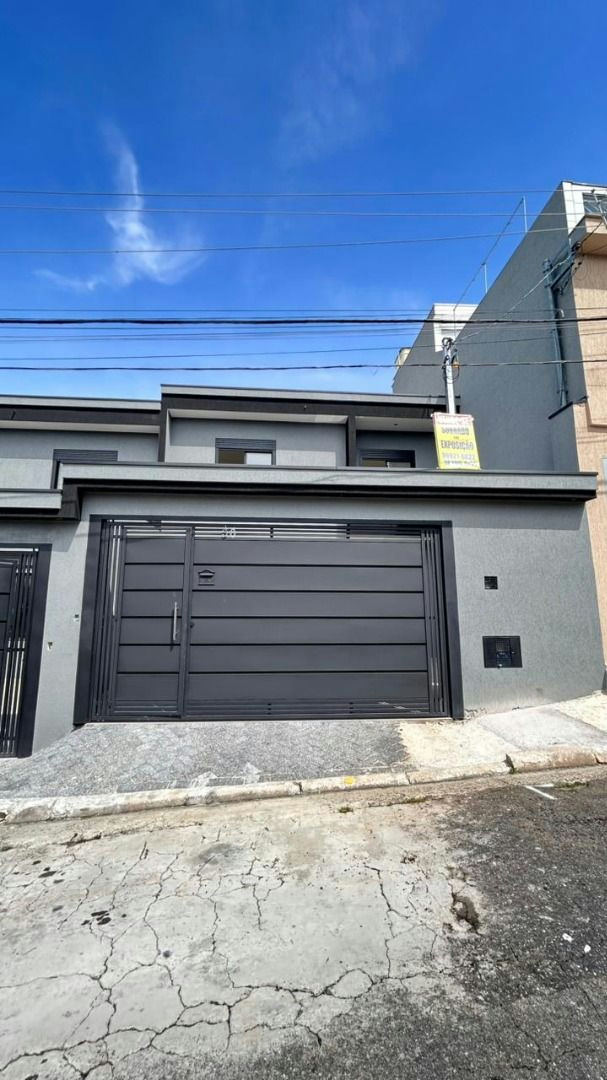 Sobrado em Parque Independência - 67m² | 2 dormitórios | 2 vagas