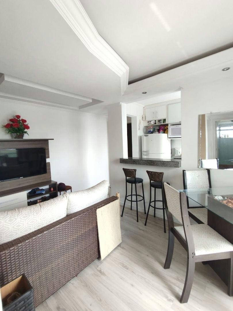 Apartamento em Vila Ema - 45m² | 2 dormitórios | 1 vaga - miniatura 3