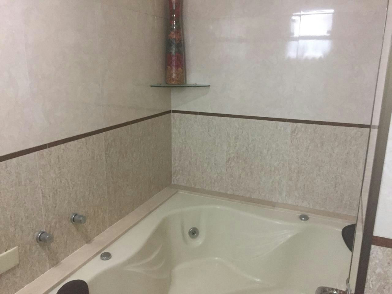 Sobrado em Vila Zelina - 230m² | 3 dormitórios | 5 vagas - miniatura 2