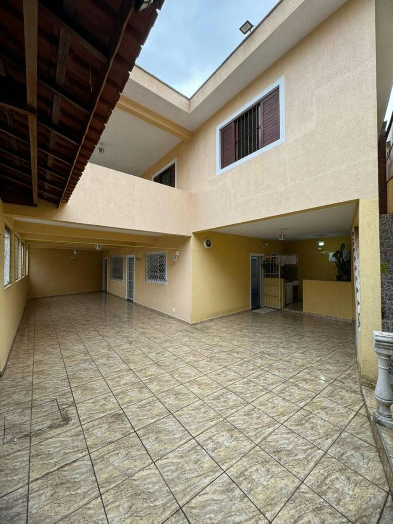 Sobrado em Vila Industrial - 212m² | 3 dormitórios - miniatura 2