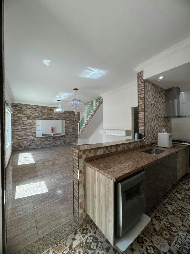 Sobrado em Vila Libanesa - 125m² | 3 dormitórios | 3 vagas