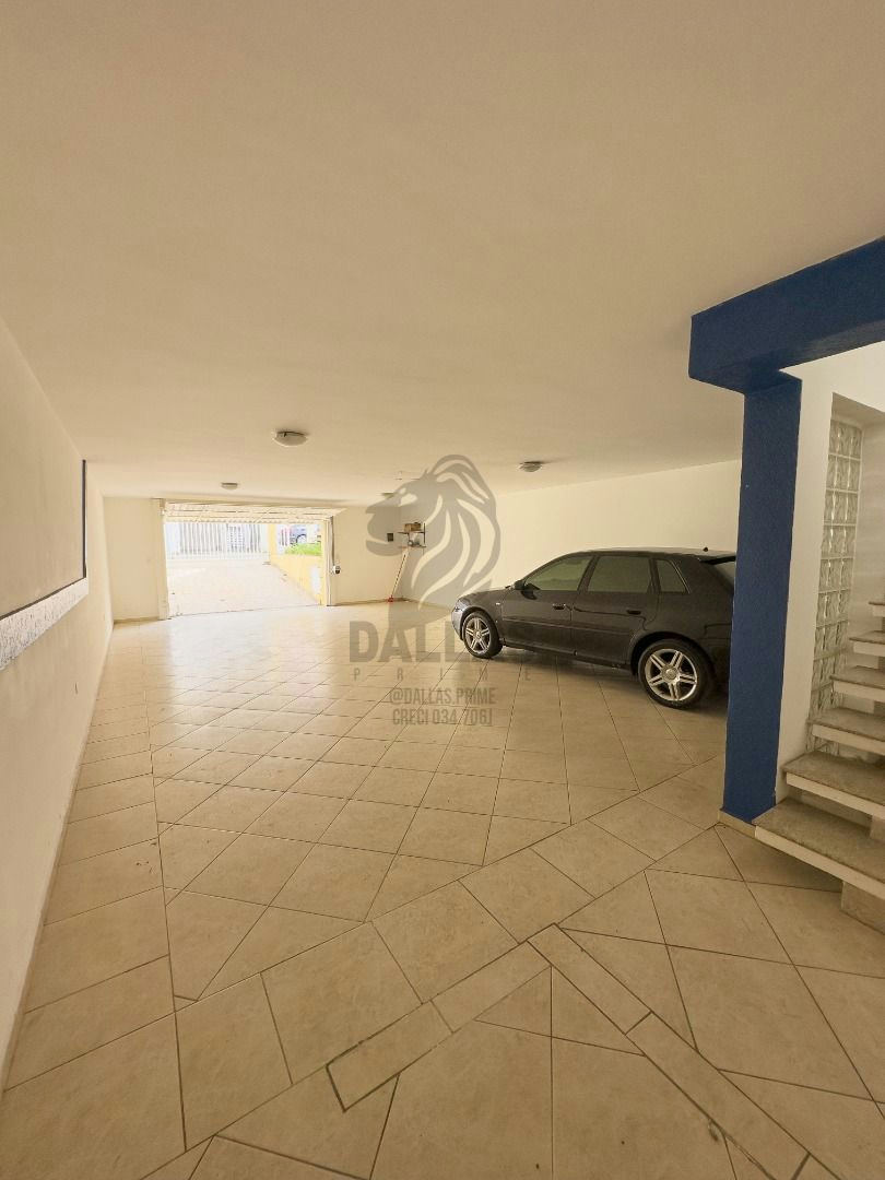 Sobrado em Vila Prudente (Zona Leste) - 257m² | 3 dormitórios | 6 vagas - miniatura 3