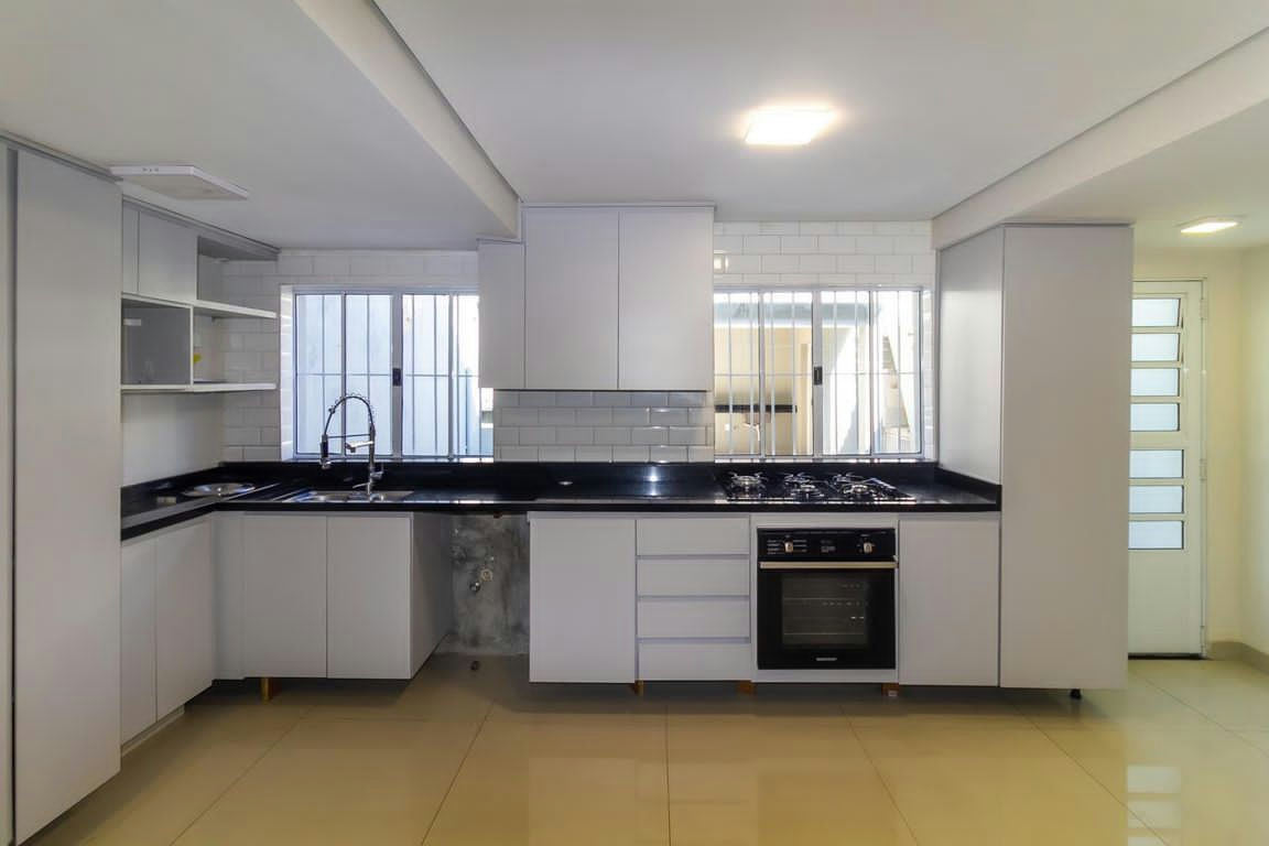 Sobrado em São Lucas - 270m² | 3 dormitórios | 2 vagas - miniatura 2