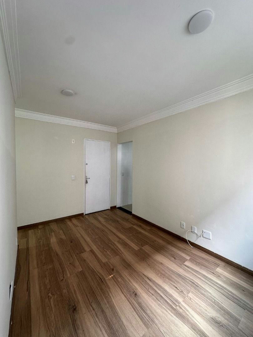 Apartamento em Sítio Pinheirinho - 45m² | 2 dormitórios | 1 vaga - miniatura 2
