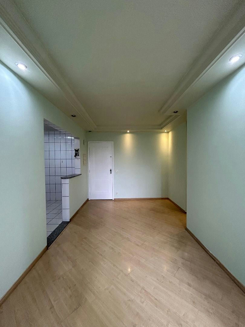 Apartamento em Vila Santa Clara - 60m² | 2 dormitórios | 1 vaga - miniatura 2