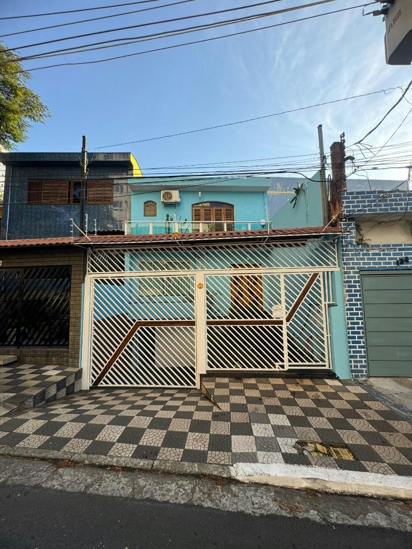 Sobrado em Vila Prudente (Zona Leste) - 330m² | 3 dormitórios | 9 vagas