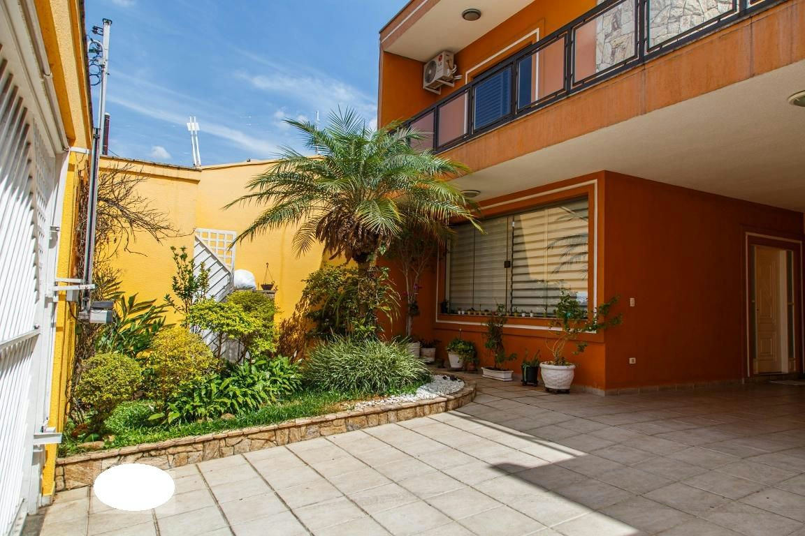 Sobrado em Vila Carrão - 360m² | 5 dormitórios | 5 vagas - miniatura 3