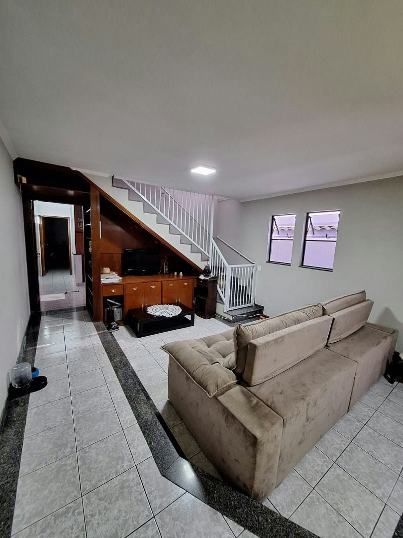 Sobrado em Vila Lúcia - 152m² | 4 dormitórios | 2 vagas - miniatura 3