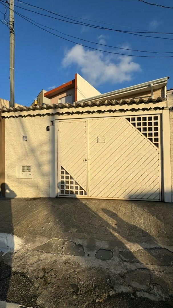 Casa em Vila Alpina - 110m² | 2 dormitórios | 1 vaga