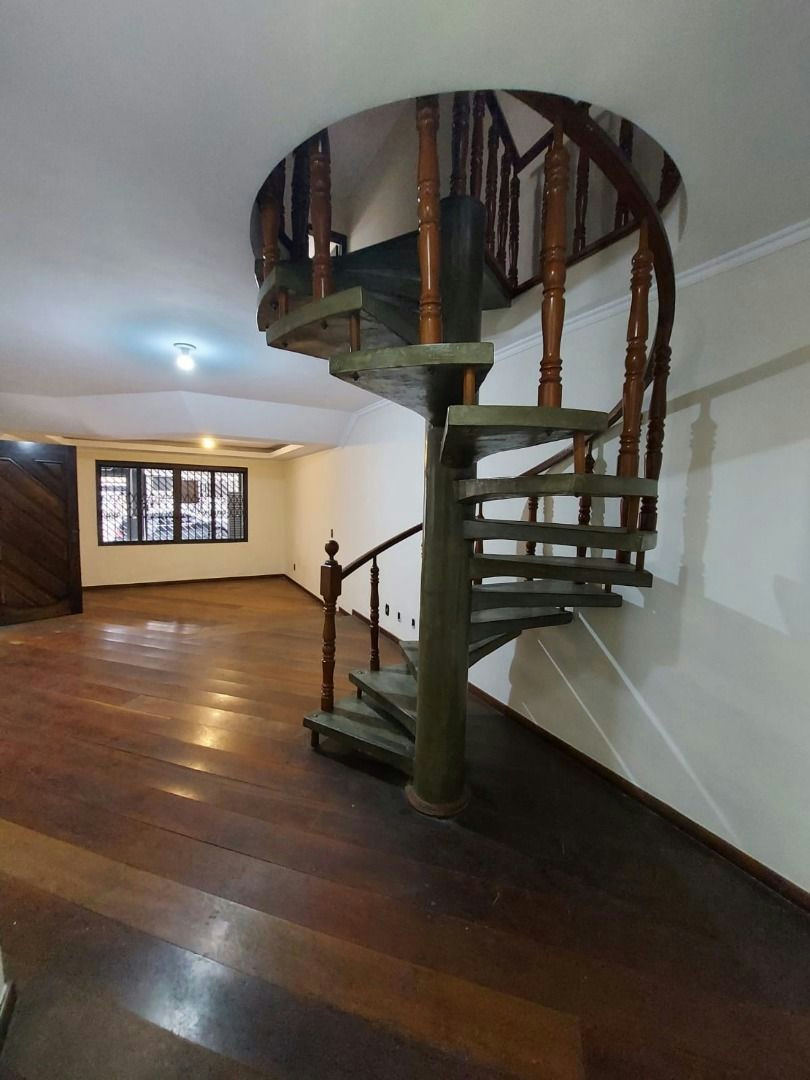 Sobrado em Vila Santo Estevão - 160m² | 3 dormitórios | 2 vagas - miniatura 4