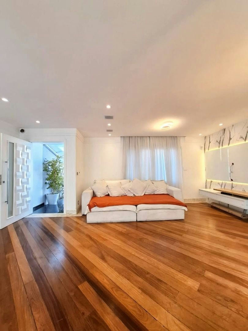 Sobrado em Jardim Teresa - 260m² | 3 dormitórios | 6 vagas - miniatura 5