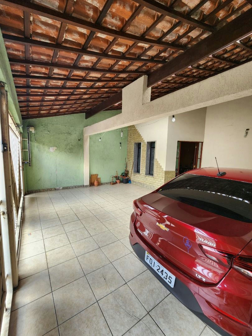Sobrado em Vila Cleonice - 240m² | 5 dormitórios | 3 vagas - miniatura 3