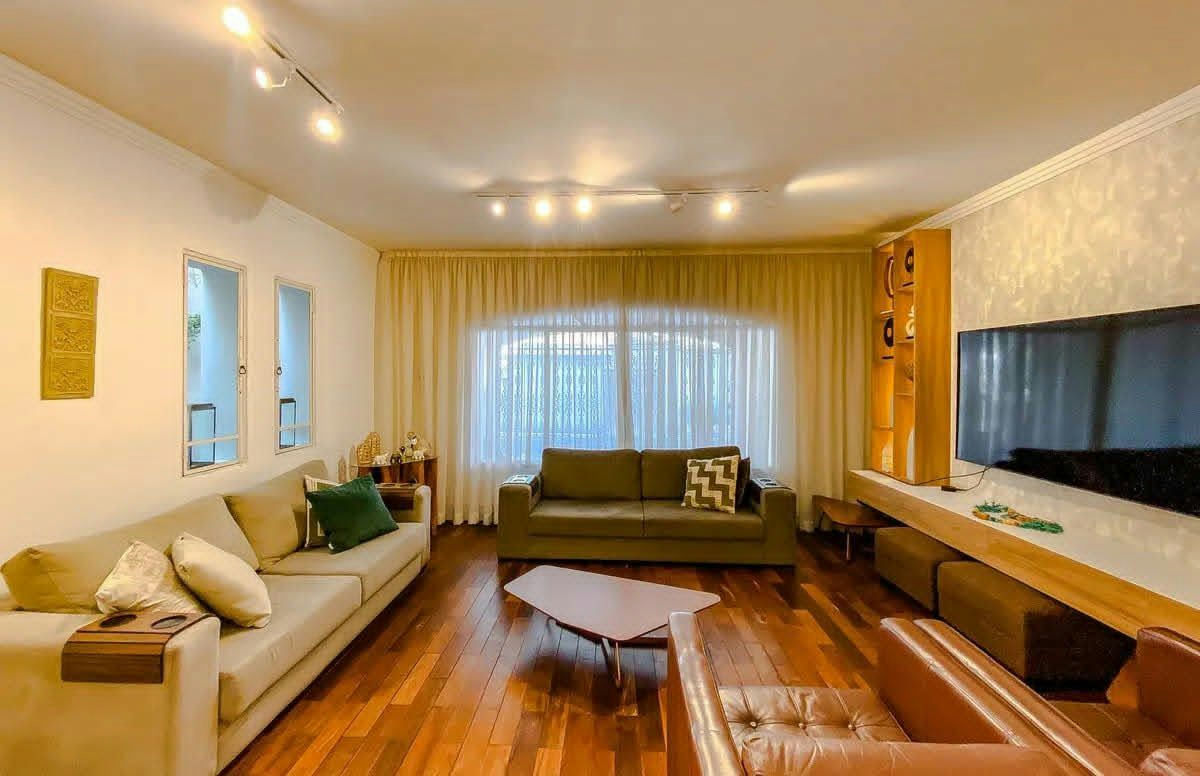 Sobrado em Vila Regente Feijó - 250m² | 3 dormitórios | 2 vagas - miniatura 2