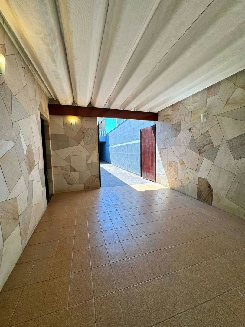 Casa em Jardim Avelino - 200m² | 3 dormitórios | 5 vagas - miniatura 3