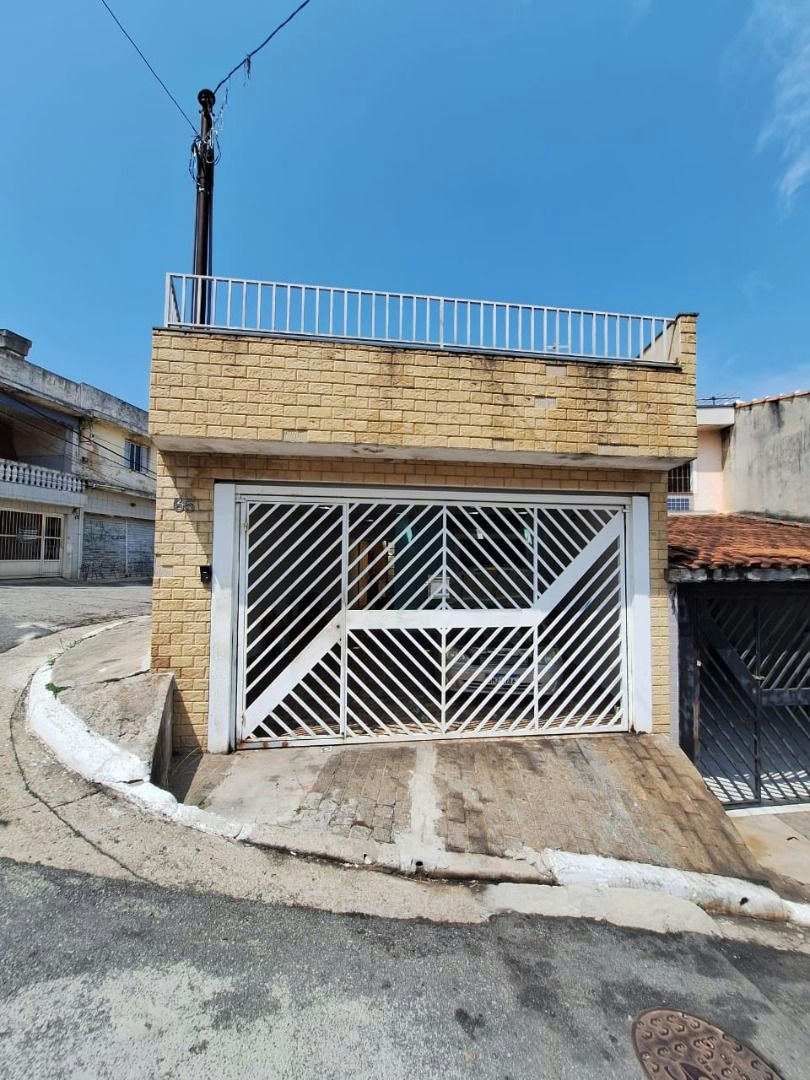 Sobrado em Vila Industrial - 88m² | 3 dormitórios | 2 vagas