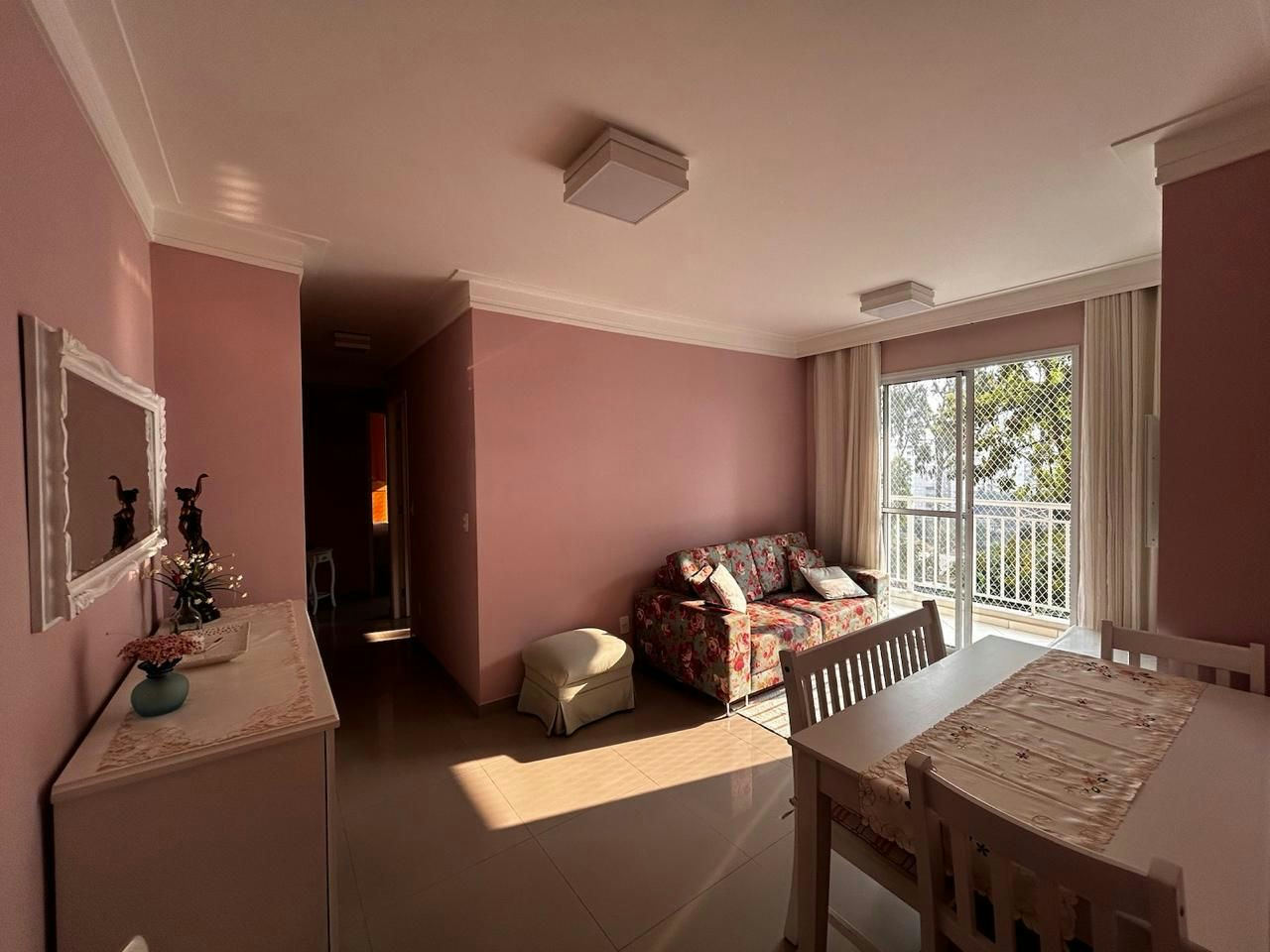 Apartamento em Vila Paulo Silas - 65m² | 2 dormitórios | 1 vaga