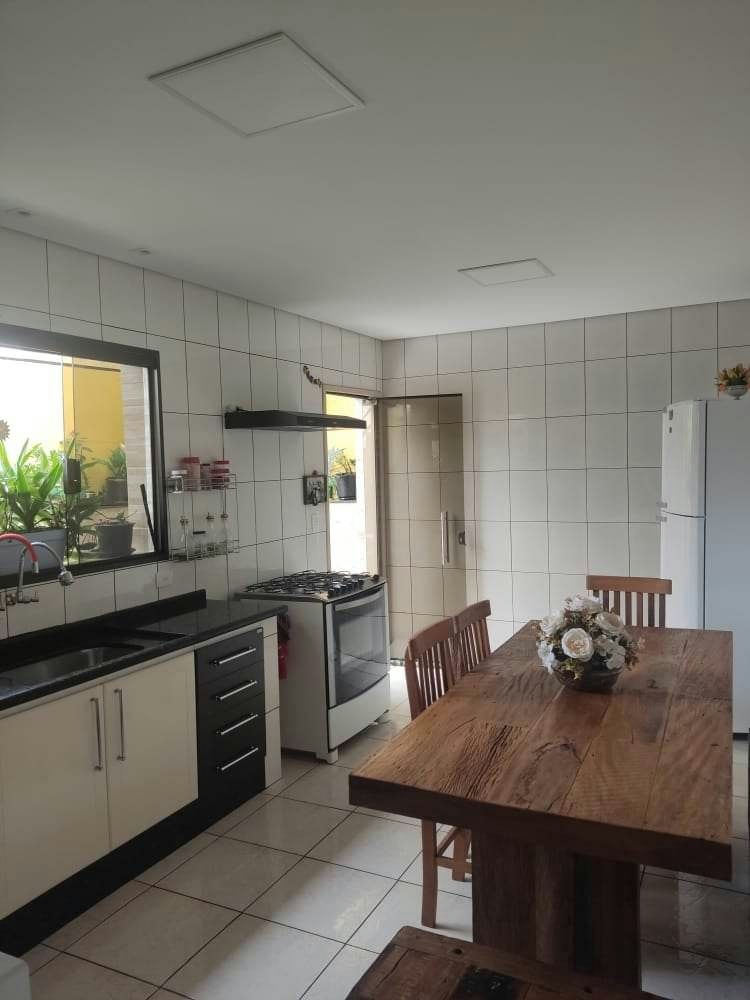 Sobrado em Vila Ema - 126m² | 4 dormitórios | 2 vagas - miniatura 5